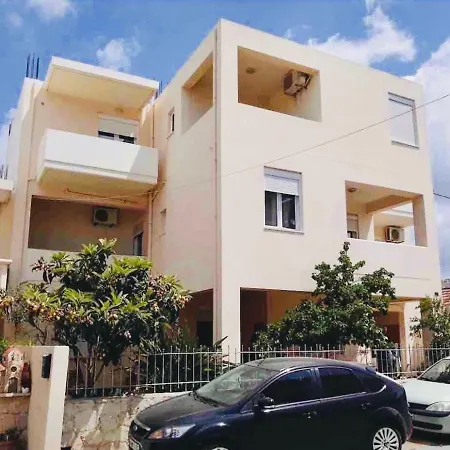 Beachfront Lux & Gym 4 * Chania (Crete)