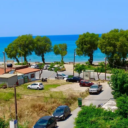 Beachfront Lux & Gym 4 Apartment Chania (Crete)